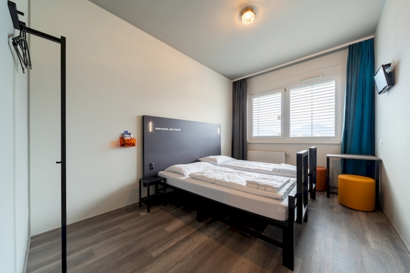 MUC00020150683177491
