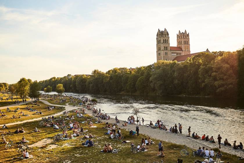 The Flushing Meadows Hotel & Bar