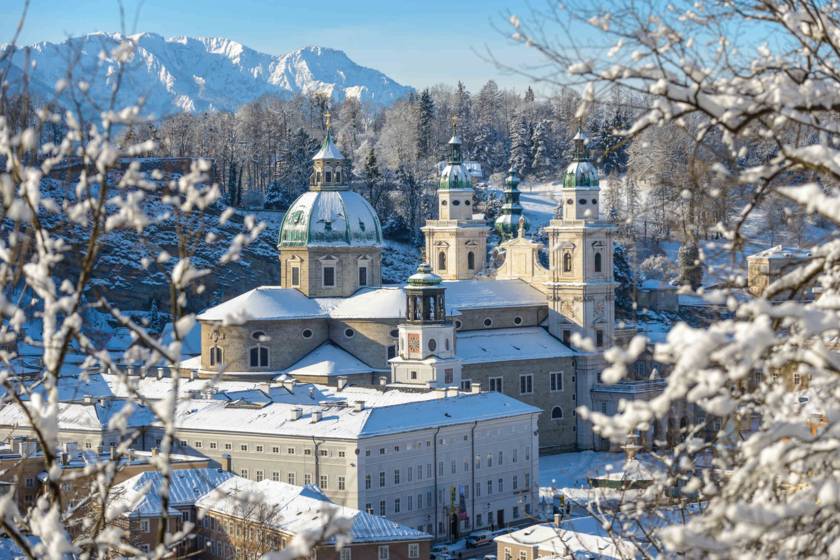 Salzburg Dom im Winter