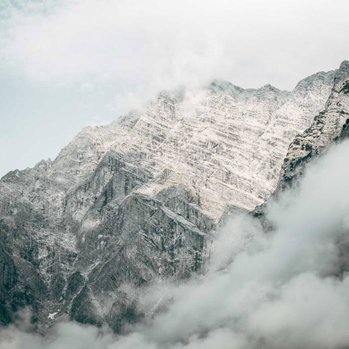 Watzmann mountain outlet