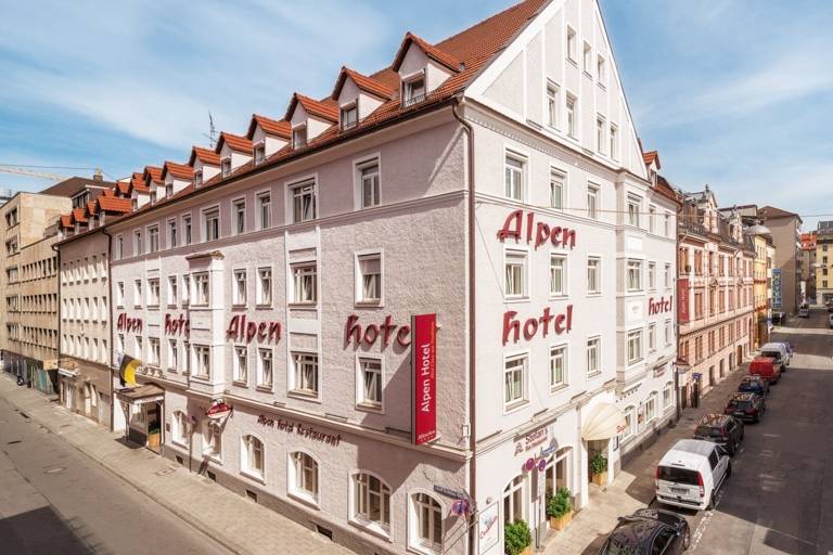Alpen Hotel München