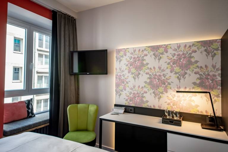 Business double room city view