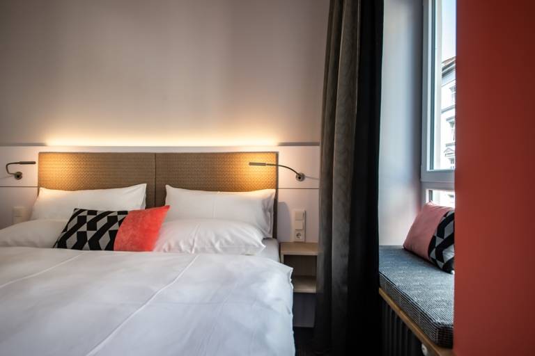 Business double room city view