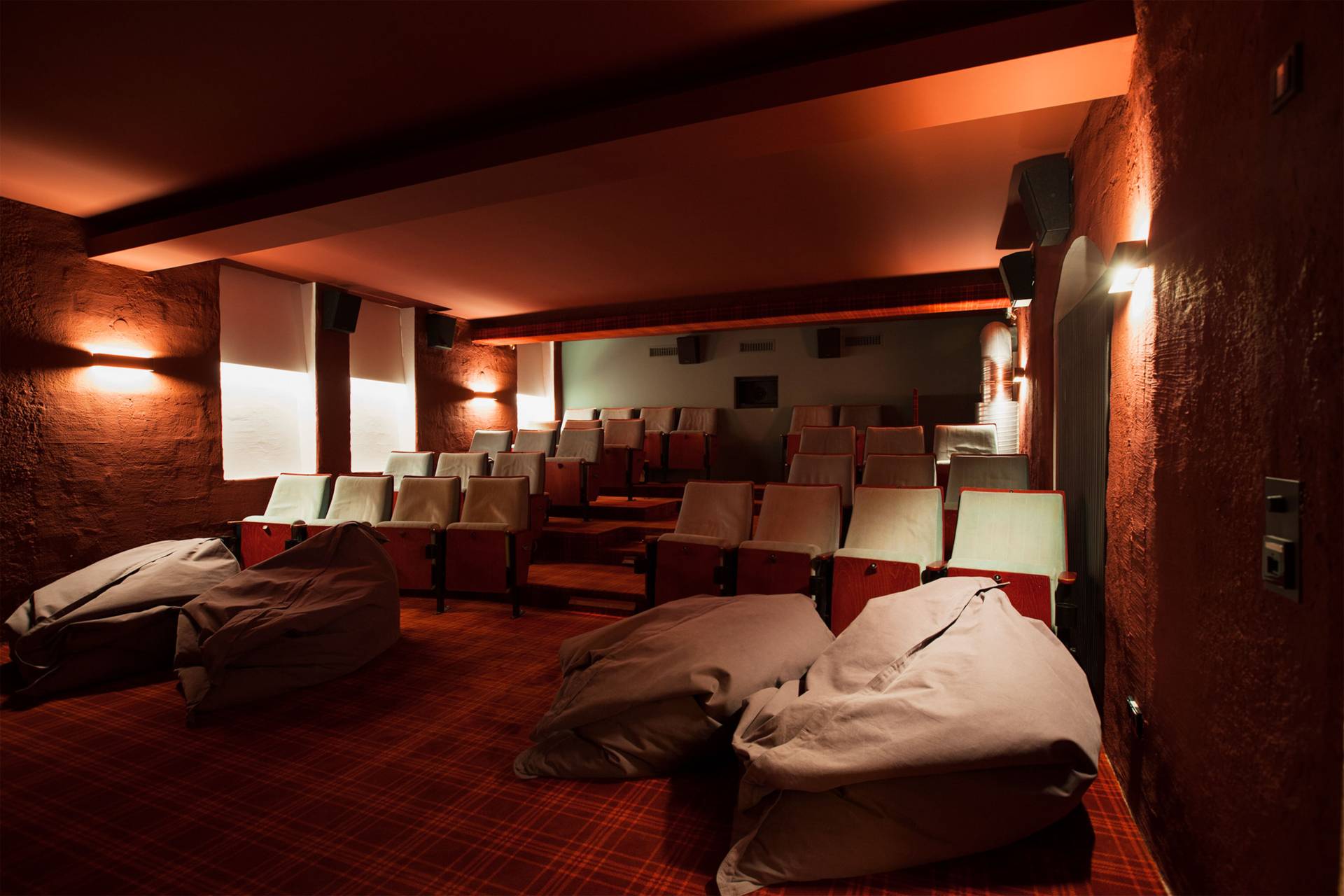 Unique cinemas in Munich with retro charm and glamor