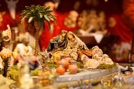 Figuras de la Natividad en un puesto del Christkindlmarkt de Múnich.
