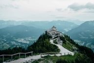 Kehlsteinhaus Berchtesgaden con la valle sullo sfondo intorno a Monaco.