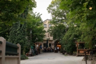 The entrance area of the restaurant of the Augustiner Keller in Munich.