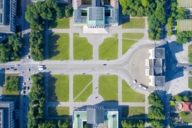 La Königsplatz à Munich photographiée d'en haut avec le drone.