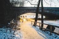 Evening sun under the Wittelsbacherbrücke in Munich.