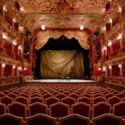 Stage online