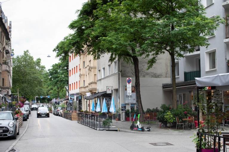 Several Schanigärten adorn Thalkirchner Straße in Munich