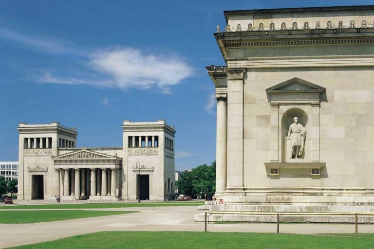 View of the Propyläen with the Glyptothek on the right at Königsplatz in Munich.