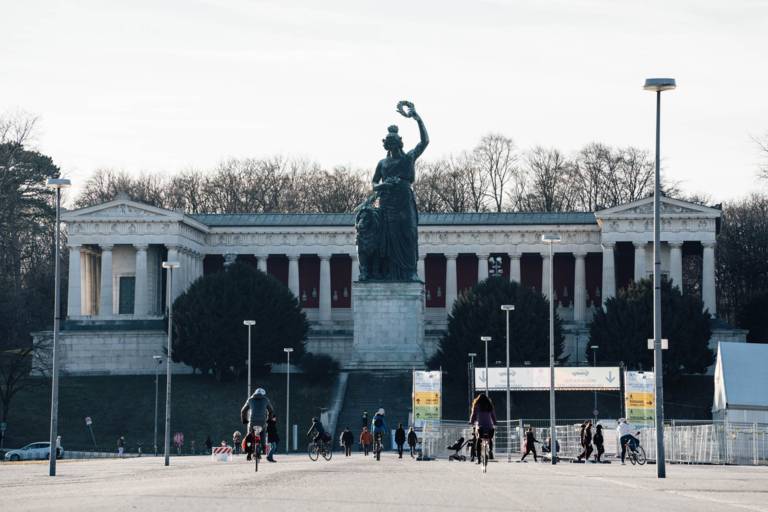 View of the Bavaria and the Ruhmeshalle (Hall of Fame) in Munich.